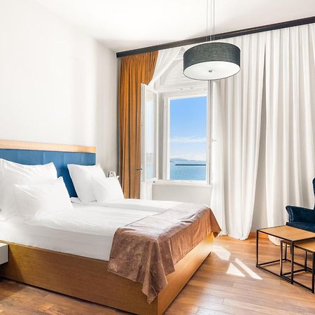 Hotel Dua Residence Пореч Экстерьер фото